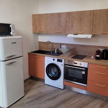 Appartement Secteur Gare Et Place De La Comedie, Wifi & Climatisation มงต์เปอลิเยร์ ภายนอก รูปภาพ